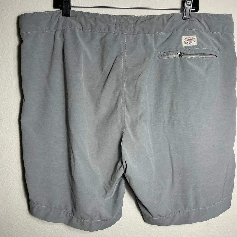 Faherty All Day Shorts Mens 40 Grey Hybrid Board Shorts Stretch Quick Dry Solid